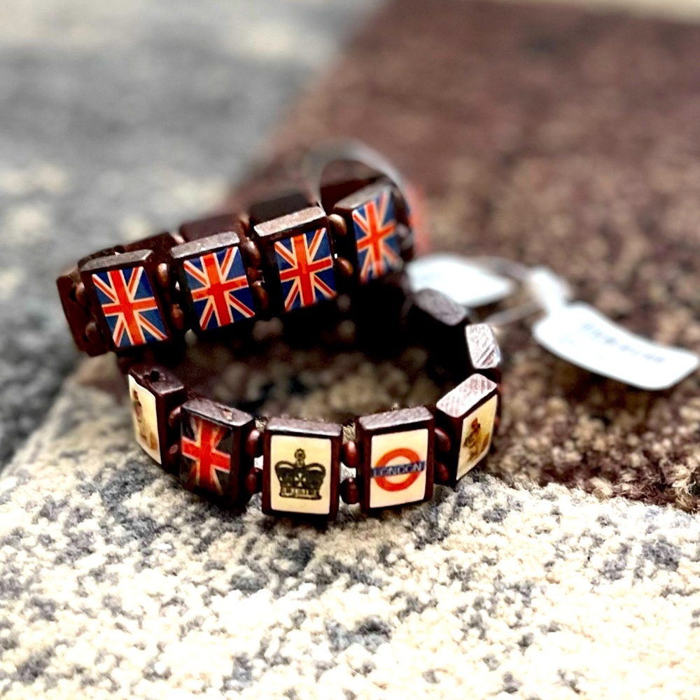 Early 2000s LONDON Wood Bracelets - Claire’s